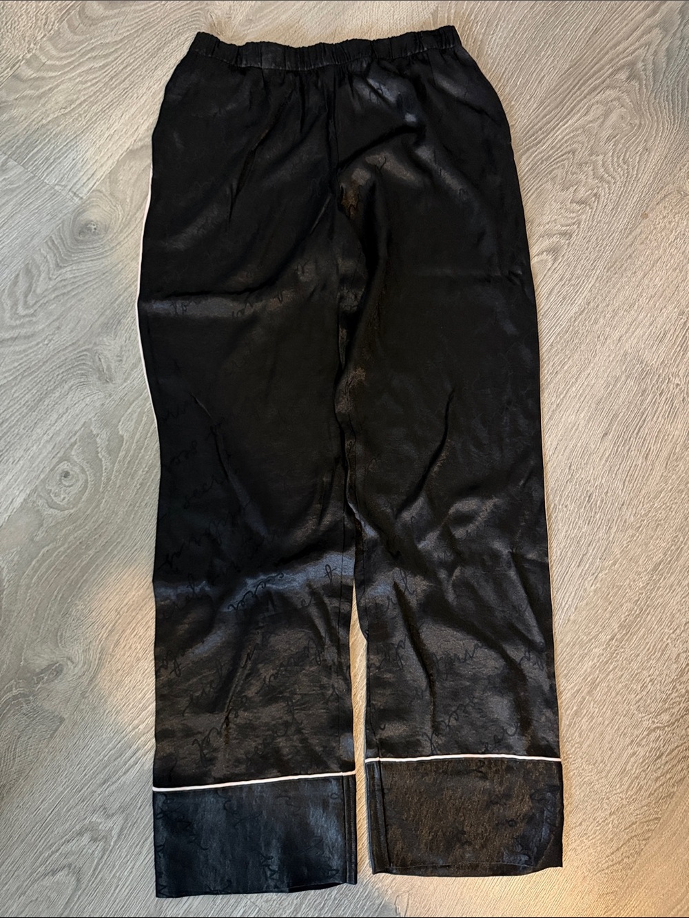 VICTORIA’S SECRET Black Satin Pants